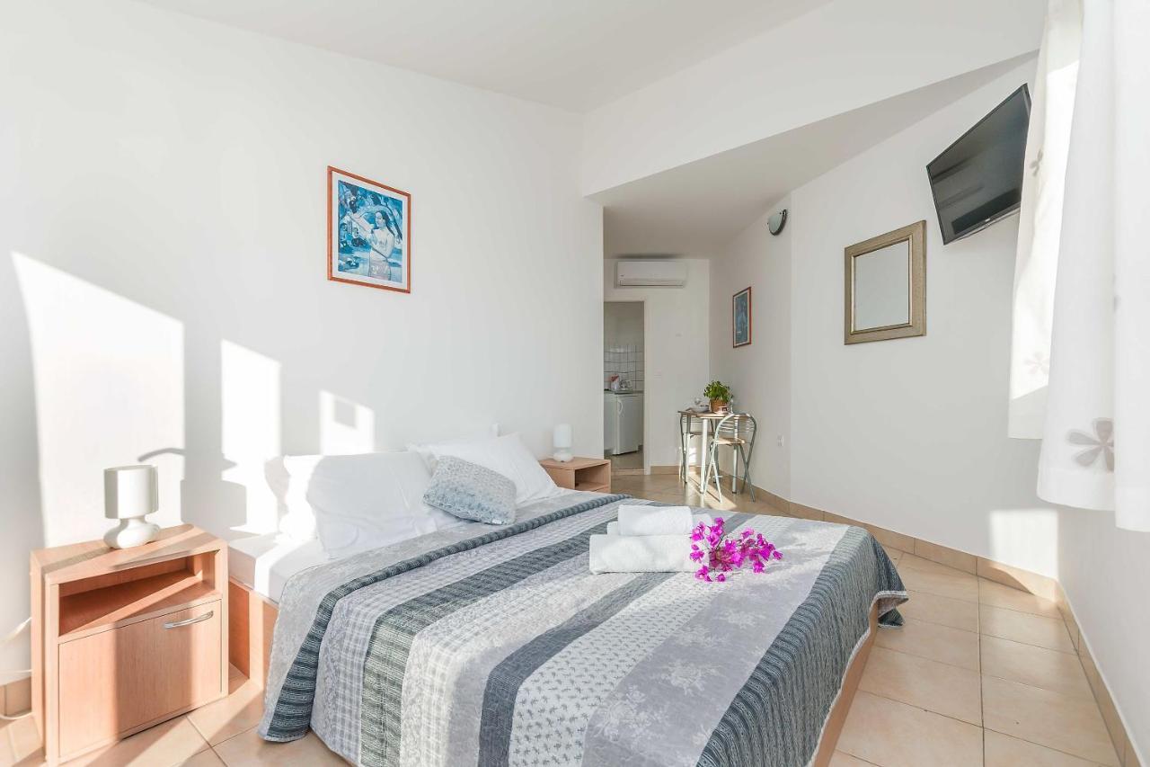 Apartmani Neno Lokva Rogoznica Zewnętrze zdjęcie